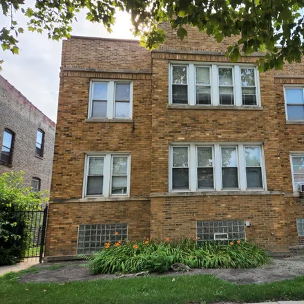 Image 1 - Beat 2532, 5301-5305 West Le Moyne Street, Chicago, IL 60651, USA - House for sale