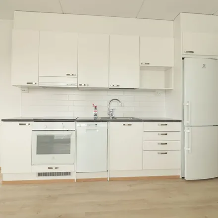 Rent this 1 bed apartment on Kaarretie 14 in 90500 Oulu, Finland