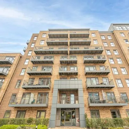 Image 2 - Fairbank House, Beaufort Square, London, NW9 5SW, United Kingdom - Apartment for sale
