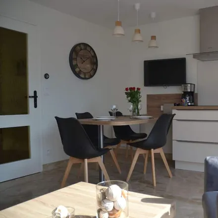 Rent this 1 bed apartment on 29800 Landerneau