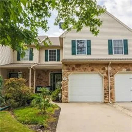 Image 1 - 1710 Pinewind Drive, Weilersville, Lower Macungie Township, PA 18011, USA - Townhouse for sale