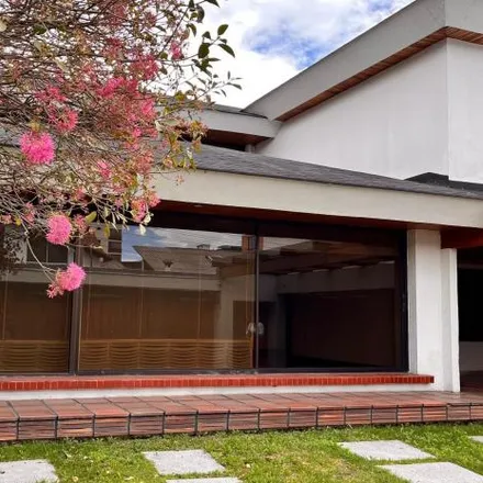 Image 2 - Panalpina, Avenida El Inca, 170149, Quito, Ecuador - House for rent