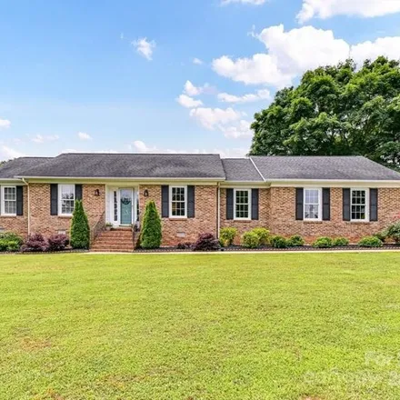 Buy this 3 bed house on 4847 Pennington Meadow Circle in Woodwind, York County