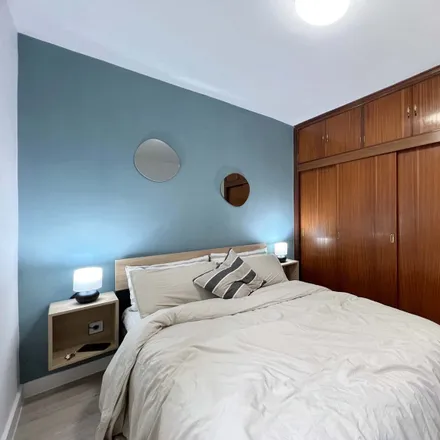 Rent this 5 bed room on Calle de San Dacio in 15, 28034 Madrid
