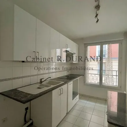 Image 2 - Colombes, Hauts-de-Seine, France - Apartment for rent
