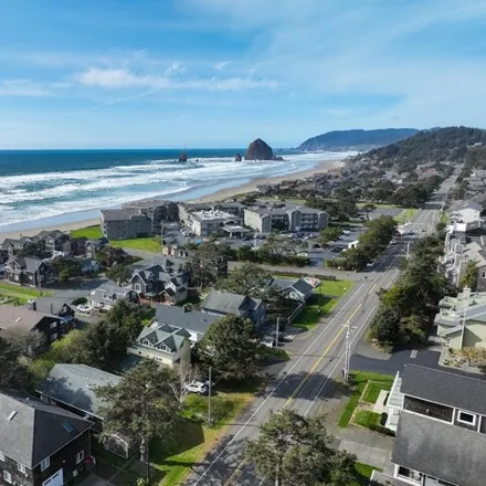 Image 3 - #4, West Siuslaw Street, Cannon Beach, Clatsop County, OR 97145, USA - House for sale