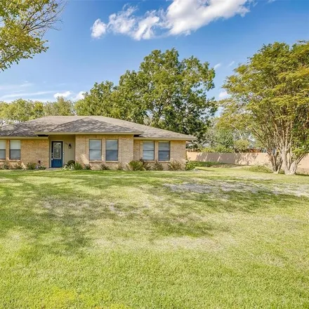 Buy this 3 bed house on 261 Country Meadow Drive in Mansfield, TX 76063