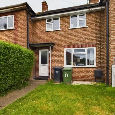 Rent this 3 bed townhouse on Chestnut Drive in Hereford, HR2 6AY
