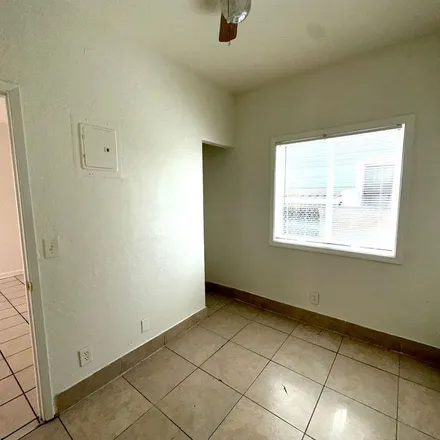 Image 5 - 846 Alamitos Avenue, Long Beach, CA 90813, USA - Apartment for rent
