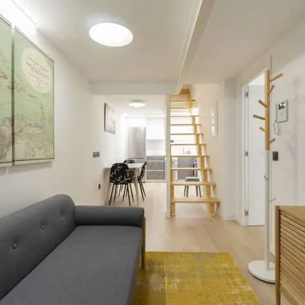 Rent this 1 bed apartment on Madrid in Calle de Antonio López, 56