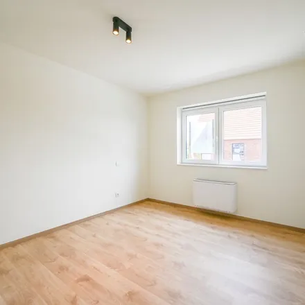 Rent this 3 bed apartment on Stijn Streuvelsstraat 24 in 8790 Waregem, Belgium
