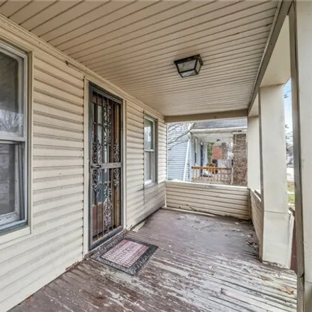 Image 3 - 13092 Parkhill Avenue, Cleveland, OH 44120, USA - House for sale