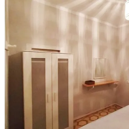 Rent this 5 bed room on Avinguda del Paral·lel in 171, 08001 Barcelona