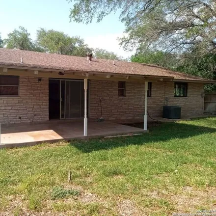 Image 2 - Sunshine Lane, Uvalde, TX 78802, USA - House for rent