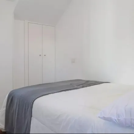 Rent this 2 bed apartment on Calle de Jesús y María in 15, 28012 Madrid