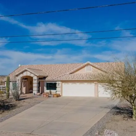 Buy this 3 bed house on 820 West Rhea Road in San Tan Valley, AZ 85143