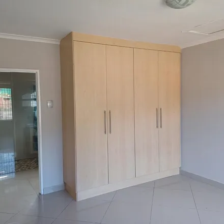 Image 3 - Edinburgh Drive, Nelson Mandela Bay Ward 60, Eastern Cape, 6212, South Africa - Apartment for rent