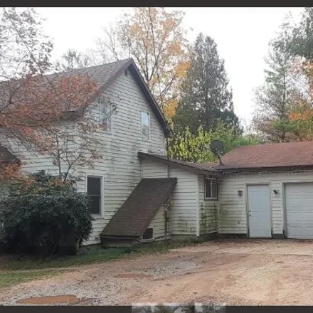 Buy this 3 bed house on 3998 Cedar River Drive in Cedar Springs, Solon Township