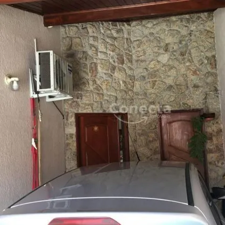 Buy this 2 bed house on Rua João Thomé Franco in Jardim Wanel Ville II, Sorocaba - SP