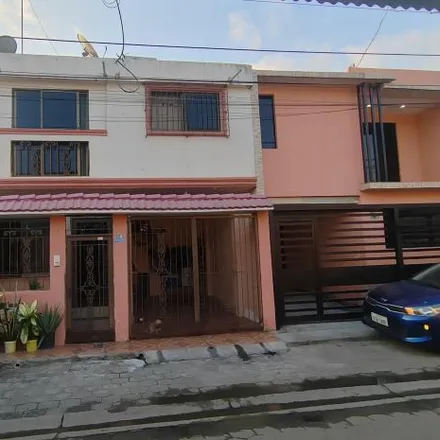 Buy this 4 bed house on 3º Pasaje 33 NO in 090704, Guayaquil