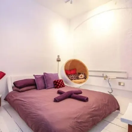 Rent this studio apartment on Academy Buildings in 6 Fanshaw Street, London