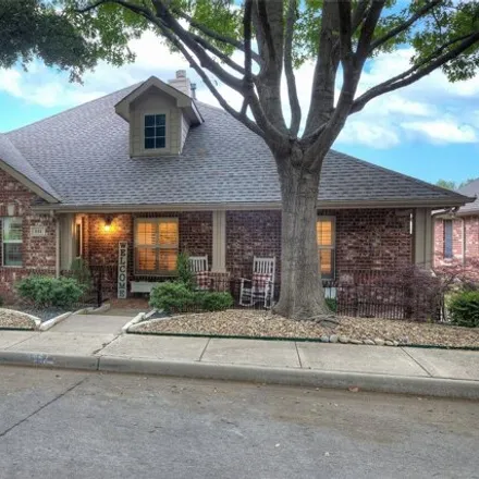 Buy this 3 bed house on 983 Briar Oaks Street in Rockwall, TX 75087