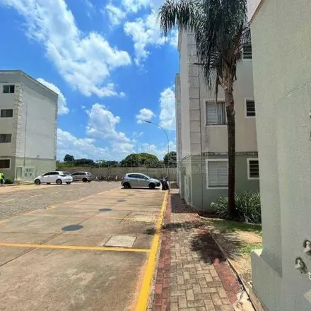 Image 2 - Bloco 14, Rua Gavião Peixoto, Jardim Califórnia, Araraquara - SP, 14801-020, Brazil - Apartment for rent