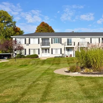 Image 1 - 100 West Hickory Grove Road, Bloomfield Hills, Bloomfield Township, MI 48304, USA - Condo for sale