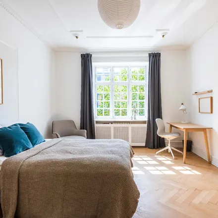 Rent this 4 bed room on Strandboulevarden in 2100 København Ø, Denmark