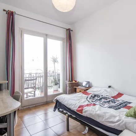 Rent this 4 bed room on Avinguda del Paral·lel in 85, 08004 Barcelona