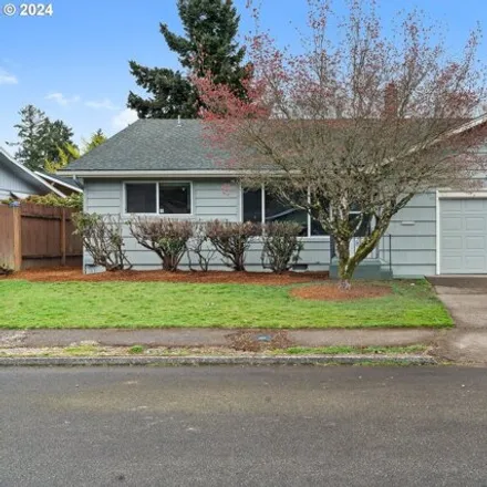 Buy this 4 bed house on 2532 Honeysuckle Way Northeast in Salem, OR 97301