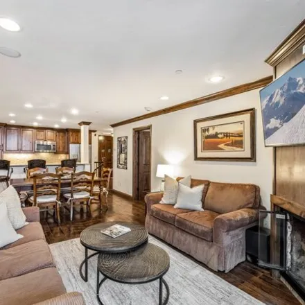 Image 3 - Mountain Haus, 292 East Meadow Drive, Vail, CO 81657, USA - Condo for sale