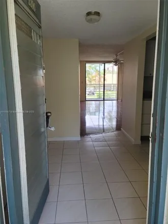 Image 5 - Southwest 81st Avenue, North Lauderdale, FL 33068, USA - Condo for sale