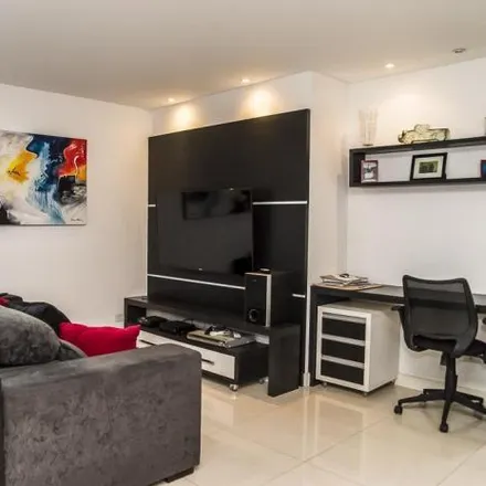 Rent this 2 bed apartment on Alameda Cabral 665 in São Francisco, Curitiba - PR