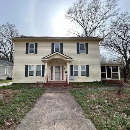 Rent this 4 bed house on 344 West McLelland Avenue in Mooresville, NC 28115