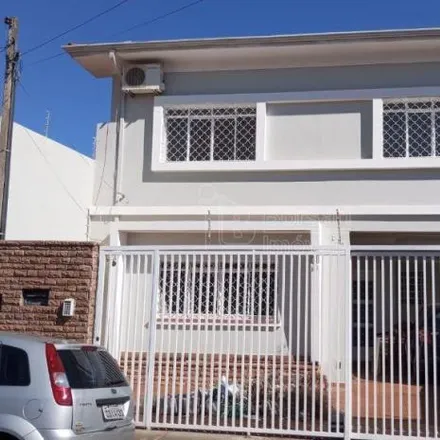 Rent this studio house on Avenida Osório in Vila Ferroviária, Araraquara - SP