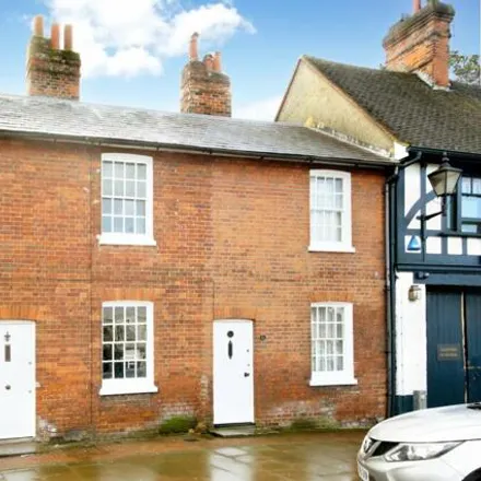Rent this 2 bed townhouse on Royal Saracens Head in London End, Beaconsfield