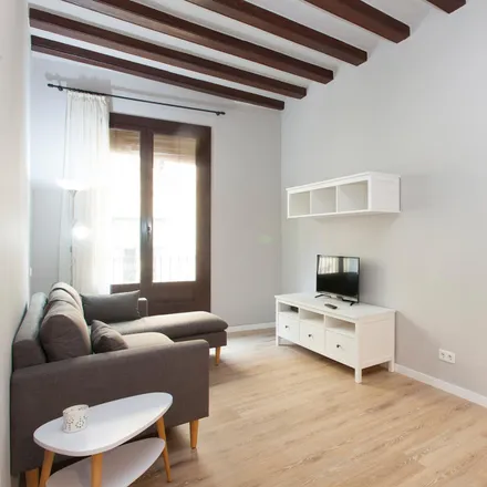 Image 4 - Carrer de Valldonzella, 46, 08001 Barcelona, Spain - Apartment for rent