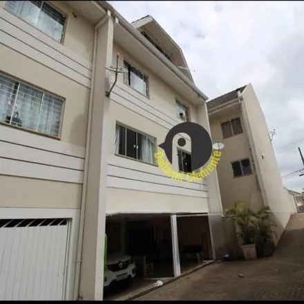 Buy this 3 bed house on Rua Mato Grosso 1287 in Guaíra, Curitiba - PR