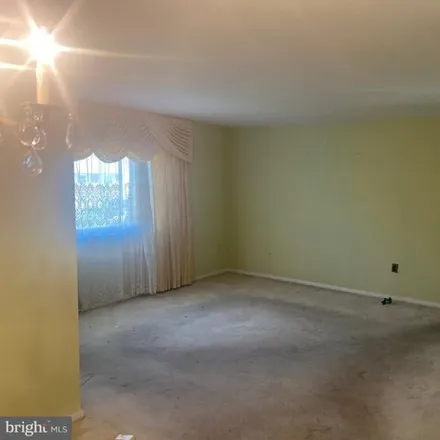 Image 3 - 1804 Brewton Court, District Heights, Prince George's County, MD 20747, USA - House for sale