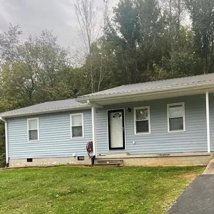 Buy this 3 bed house on 100 Pendergrass Drive in Byrdstown, Pickett County