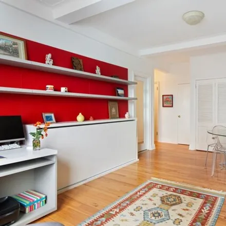 Image 2 - Law Office of Martha M. Dwyer, 127 West 79th Street, New York, NY 10024, USA - Apartment for sale