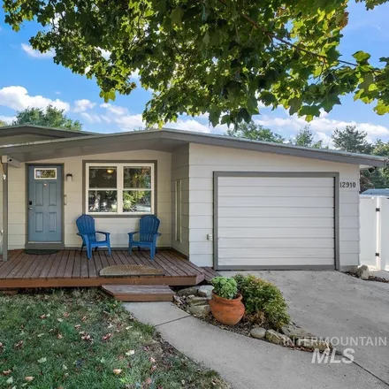 Buy this 3 bed house on 2910 North Innis Street in Boise, ID 83703