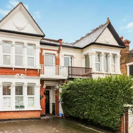 Buy this 5 bed duplex on Elderton Road in Southend-on-Sea, SS0 8AG
