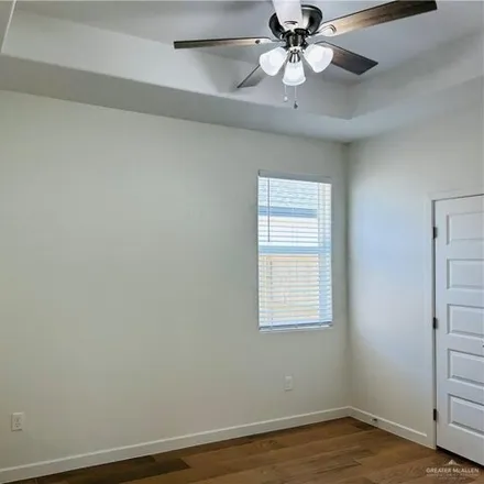 Image 8 - 849 West Bronze Drive, Thrasher Terrace Colonia, Pharr, TX 78577, USA - Apartment for rent