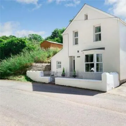 Buy this 4 bed house on unnamed road in Ferryside, SA17 5UB