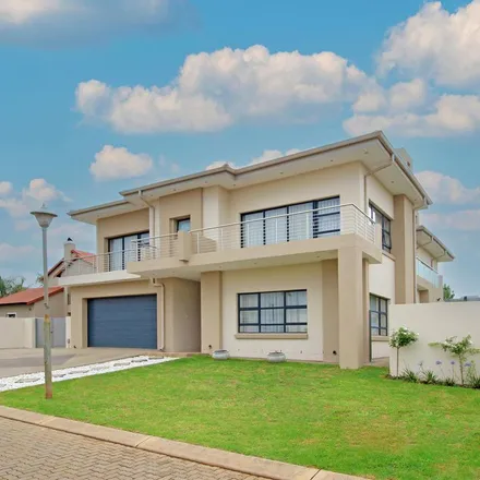 Rent this 5 bed apartment on Basson in Celtisdal, Gauteng
