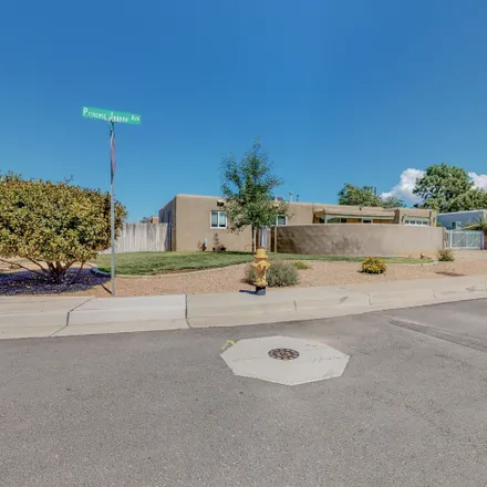 Image 3 - 8003 Princess Jeanne Avenue Northeast, Albuquerque, NM 87110, USA - House for sale