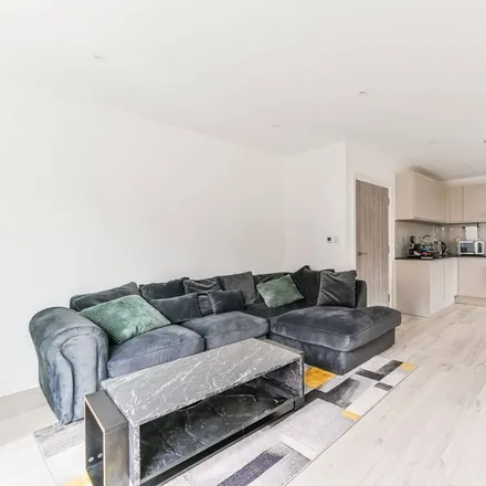 Rent this 1 bed apartment on More Close in London, CR8 2FZ