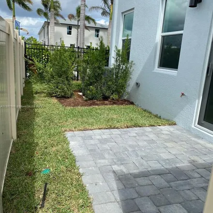 Rent this 3 bed apartment on unnamed road in Stuart, FL 34997